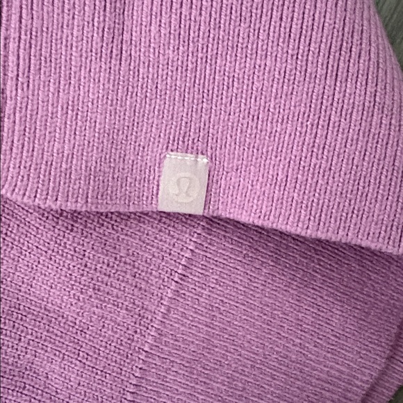 lululemon Collared Merino Wool-Blend Sweater - Picture 4 of 9